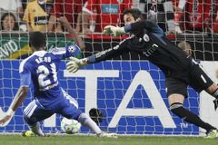 Záložník Kalou po propuštění z Chelsea kývl na nabídku Lille