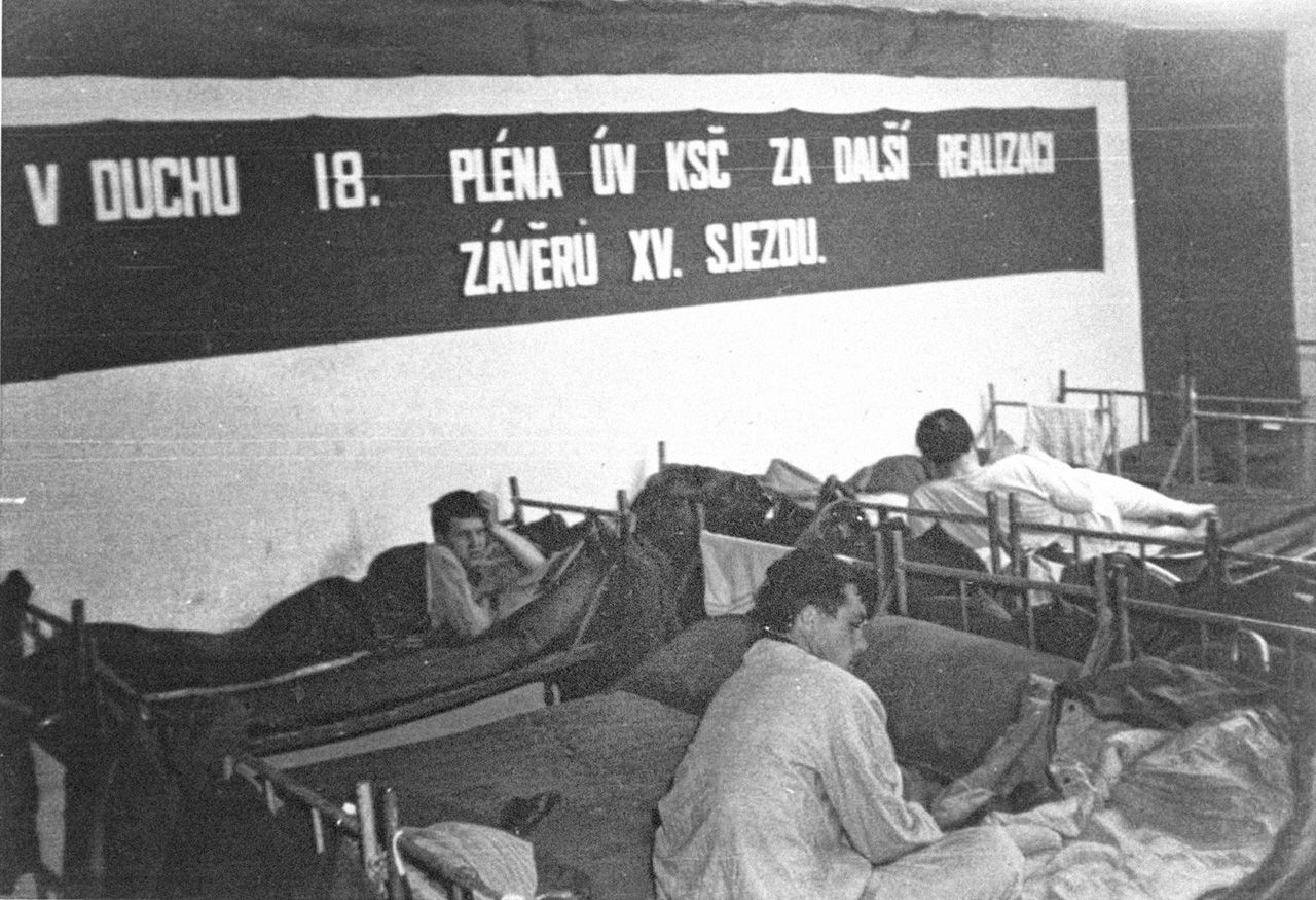 Jednorázové užití / Fotogalerie / Operace Krkonoše. Před 40 lety chtělo Československo podniknout invazi do Polska