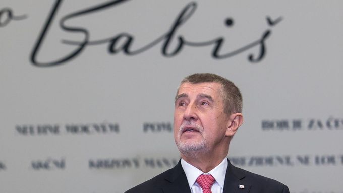 Prezidentský kandidát Andrej Babiš během svého vystoupení v pražském volebním štábu. 14. 1. 2023