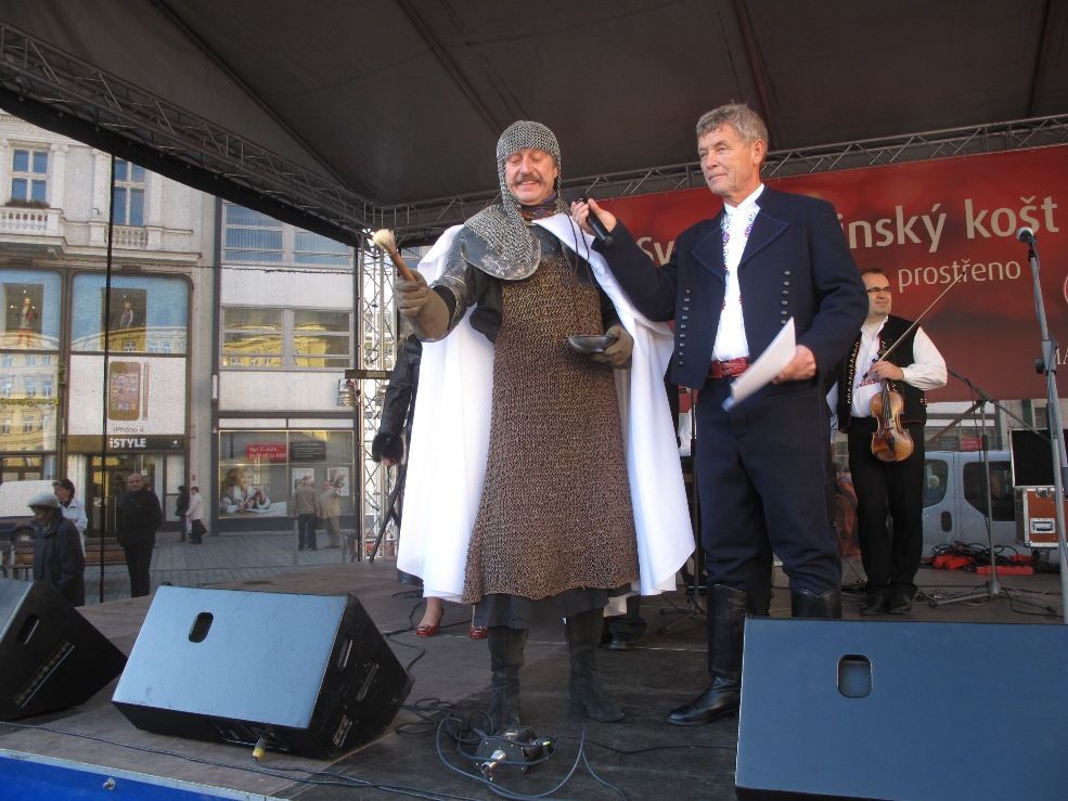 Přípravy Svatomartinského koštu 2010