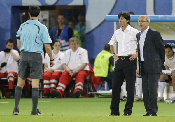 Rakouský trenér na německém území