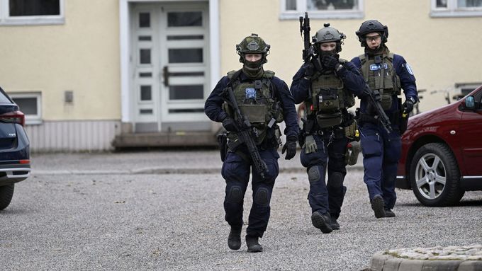 Finská policie zasahuje u střelby na škole.