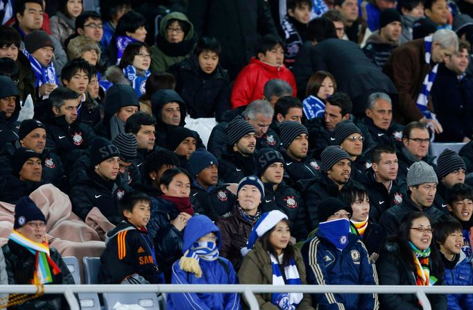 Na svého budoucího soupeře se do hlediště v Yokohamě přišli podívat hráči Corinthians, kteří si finále vybojovali už ve středu.