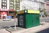 Návštěvníci Eura 2012 by neměli mít problém s odskakováním na toalety. K dispozici budou tyto přenosné kadibudky, rozmístěné v ulicích.