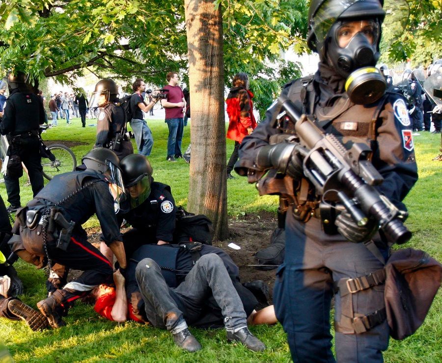 Summit G20 v Torontu provázejí násilnosti