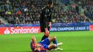 Thibaut Courtois a Tomáš Chorý v zápase LM Plzeň - Real Madrid