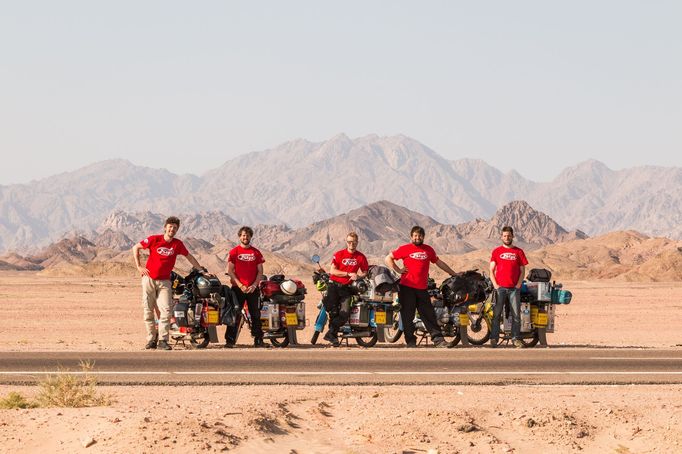 Snímek ze scén natáčených v Egyptě.