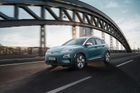 Hyundai by u nás mohl jako první vyrábět elektromobily. Teď má první český hybrid