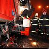Nehoda autobusu a kamionu na Černém Mostě v Praze