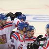 Radost českých hokejistů po vítězství nad Finskem v Channel One Cupu