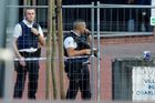 K mačetovému útoku v Charleroi se hlásí Islámský stát, na policistky útočil Alžířan