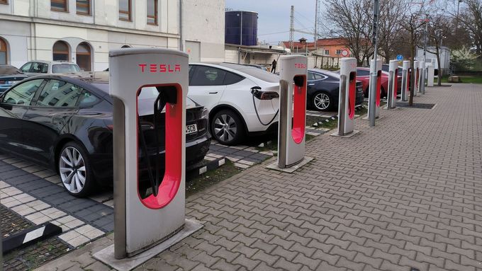 Tesla Supercharger, ilustrační foto.