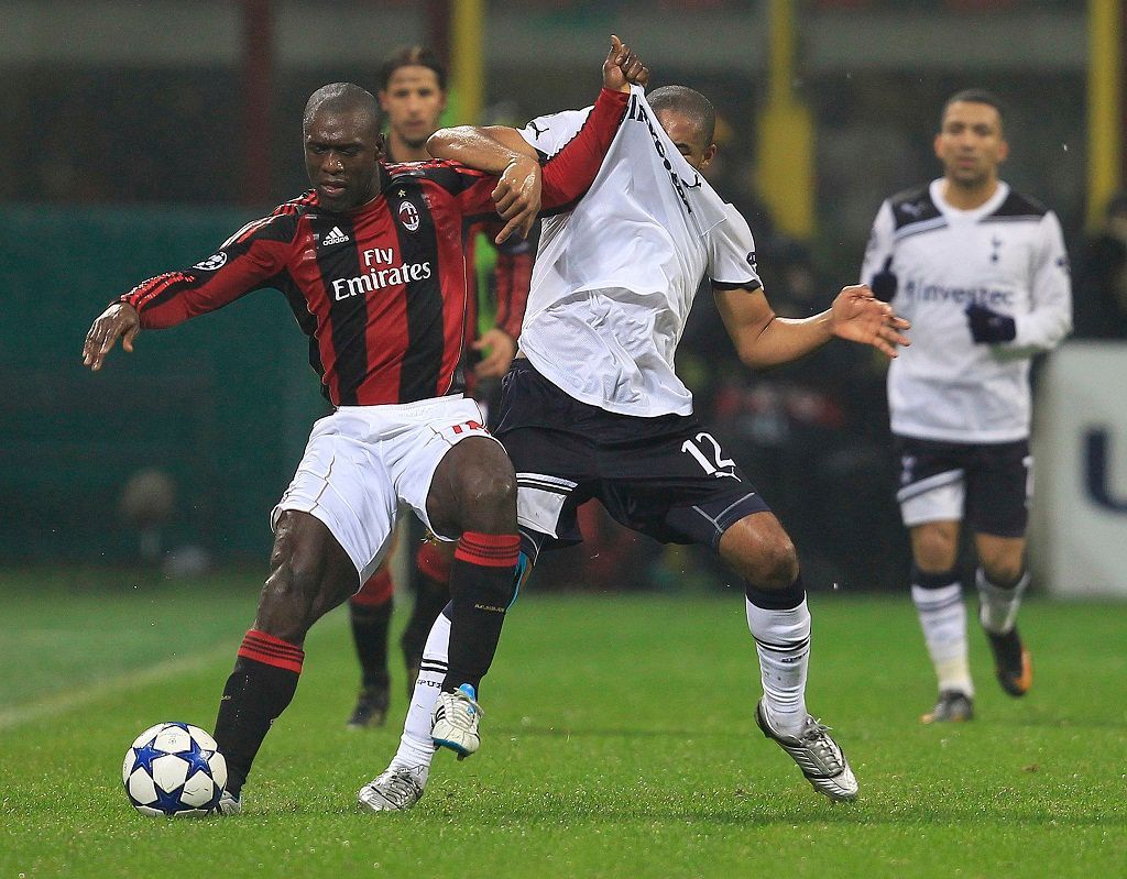 Liga mistrů: Milán - Tottenham (Palacios, Seedorf)