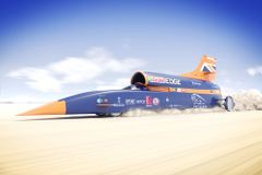 Rychlostní rekord by mohl padnout po 20 letech. Tryskové auto se v Africe pokusí o 1600 km/h