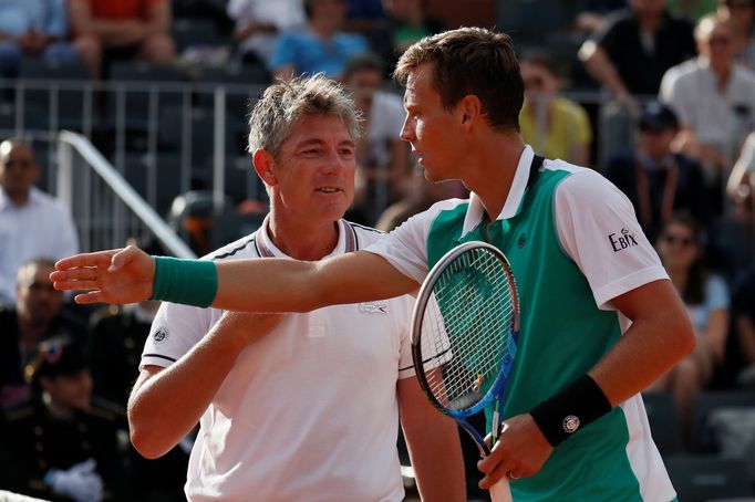 Tomáš Berdych a rozhodčí