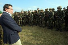 Česko má posílit v NATO, s Chorvaty chce cvičit piloty