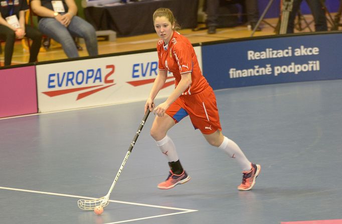 Fotografie z dubnové Euro Floorball Tour v Olomouci v zápase proti Švédsku. Nela Jiráková