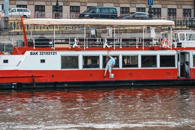 Praha viděná z Hop On busu: krásné památky, Kafka, pivo, rum i sexshopy