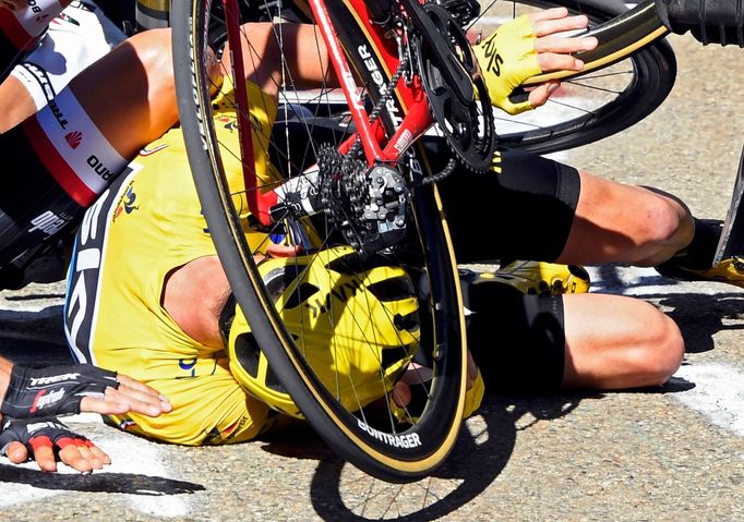 Tour de France 2016, 12. etapa: pád Chrise Frooma