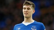 John Stones už nepatří Evertonu, ale Manchesteru City. A suma 55,6 milionu eur z něj činí druhého nejdražšího obránce všech dob. Víc svého času zaplatili jen PSG do kasy Chelsea za Davida Luize