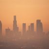 Foto: Podívejte se, jak smog zahaluje život ve městech - USA