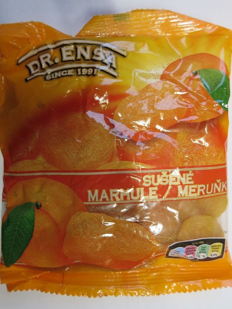 Závadné sušené meruňky