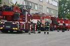 NKÚ: Vnitro nemá koncepci nákupu vybavení pro hasiče