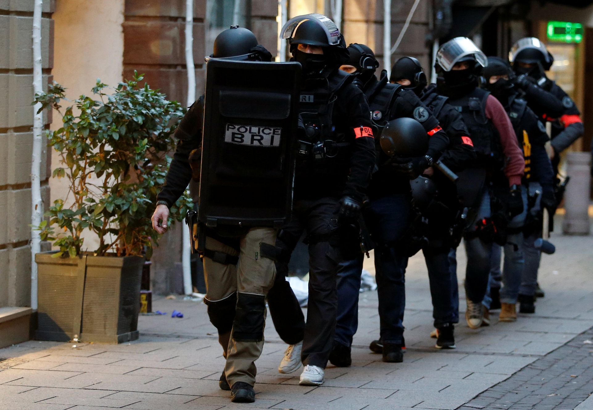 Policejní akce po útoku ve Štrasburku.