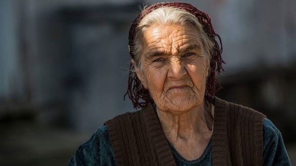 Jedna z obyvatelek vesnice, která podpořila usídlení Syřanů.