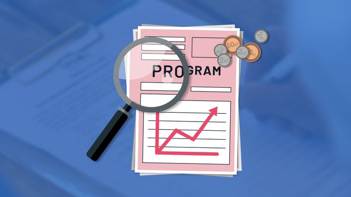 Volební programy pod lupou. Daně půjdou nahoru, strany to voličům tají, tvrdí experti; Zdroj foto: Aktuálně.cz