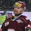 Hokej, extraliga, Sparta - Kometa Brno: Karel Pilař (29) -  Jan Švrček