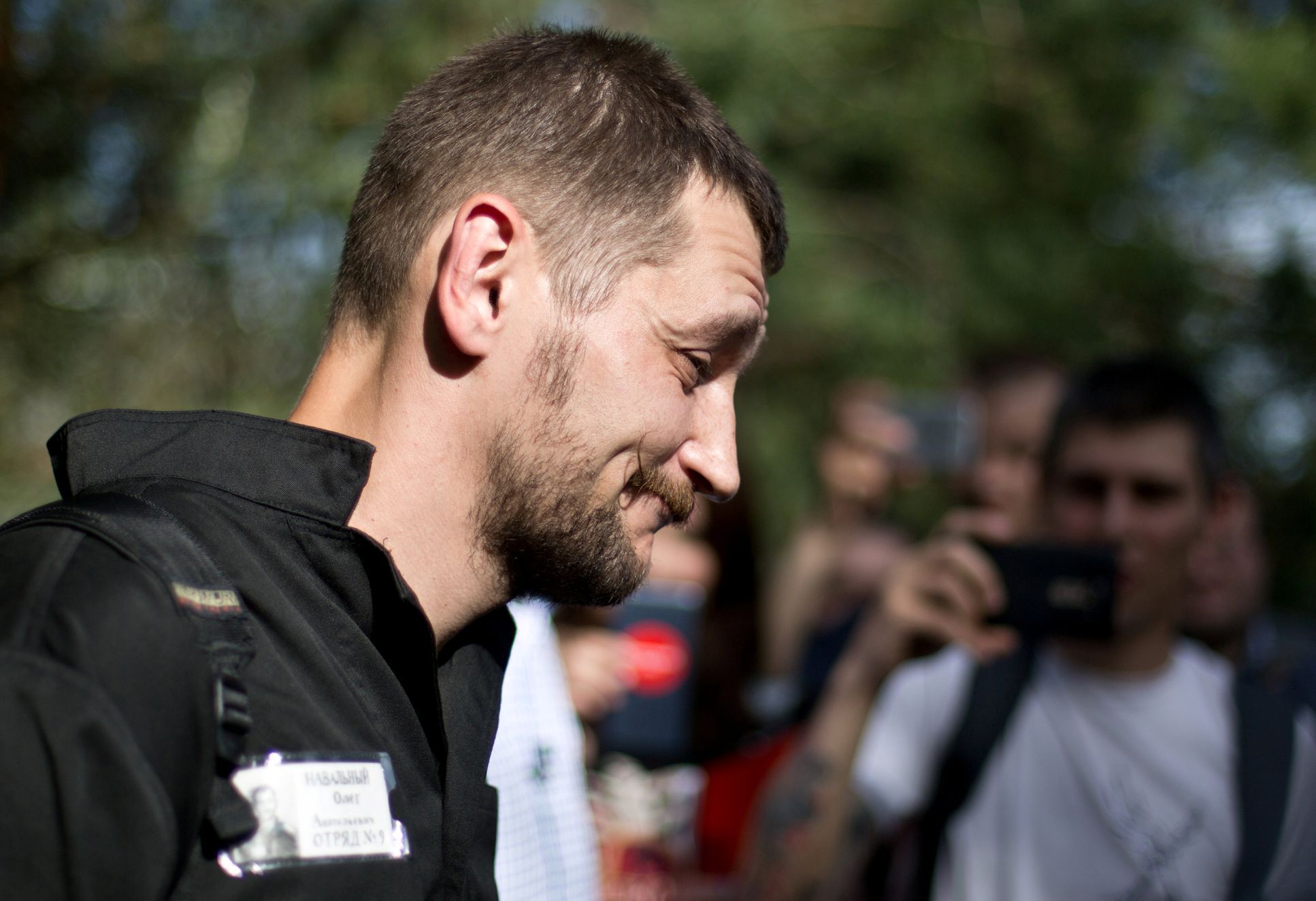 Oleg Navalnyj, bratr opozičníka Alexeje, kterého pustili z vězení.
