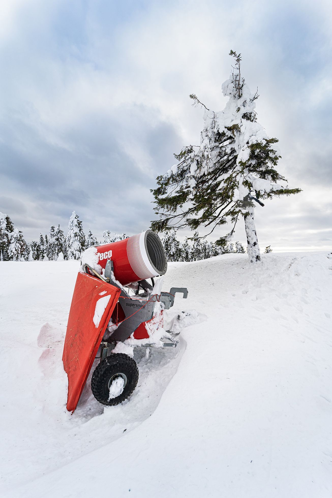 Koronavirus, leden 2021 - prázdné sjezdovky v Krušných horách, Klínovec