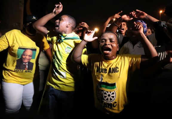Lidé podporující jihoafrického exprezidenta Jacoba Zumu.