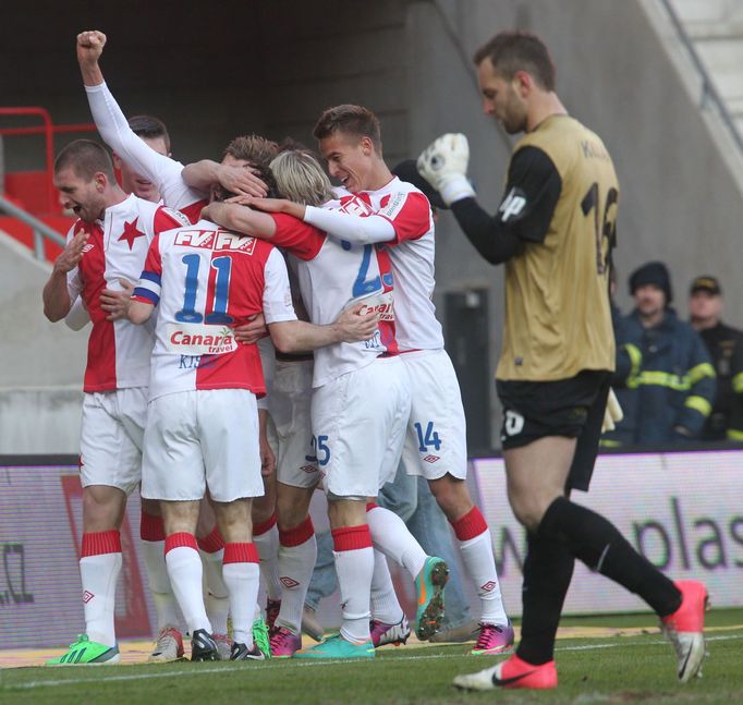 Fotbal, Slavia Praha - Liberec: Dávid Škutka (33) slaví gól