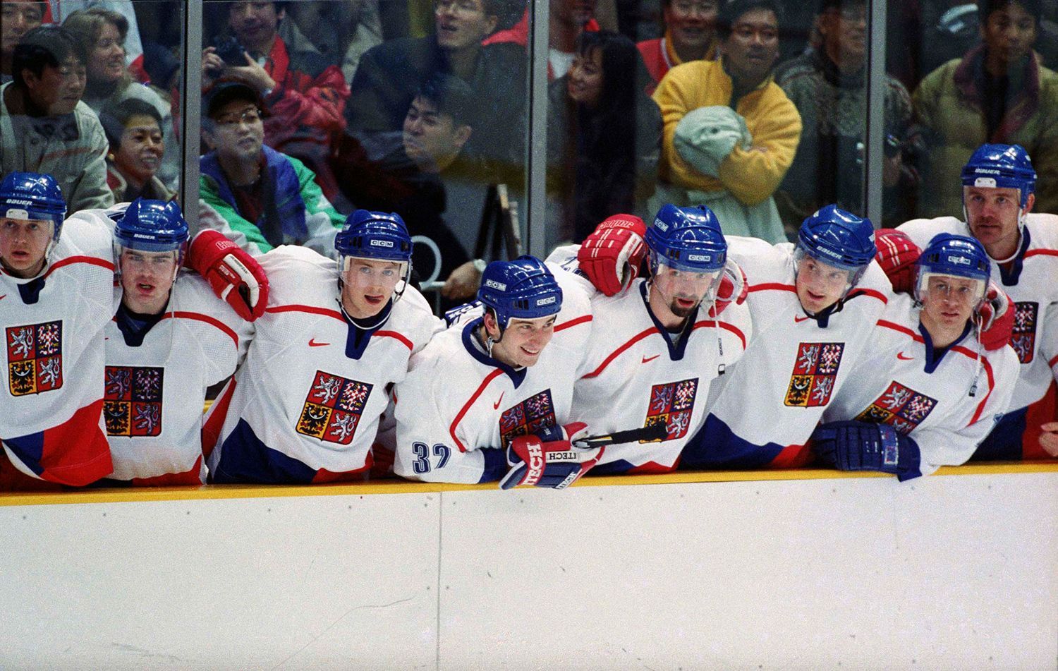 Herbert Slavík: hvězdy českého hokeje, fotoreportáž z NHL v době před OH v Naganu a snímky z Nagana
