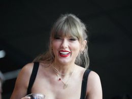 "Funkční alkoholička" Taylor Swiftová se vyrovnává s rozchodem po šesti letech