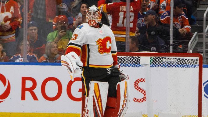 David Rittich po vítězných nájezdech na ledě Edmontonu.