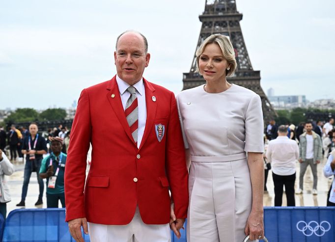 Zahajovací ceremoniál OH 2024 - monacký kníže Albert II. s manželkou Charlene