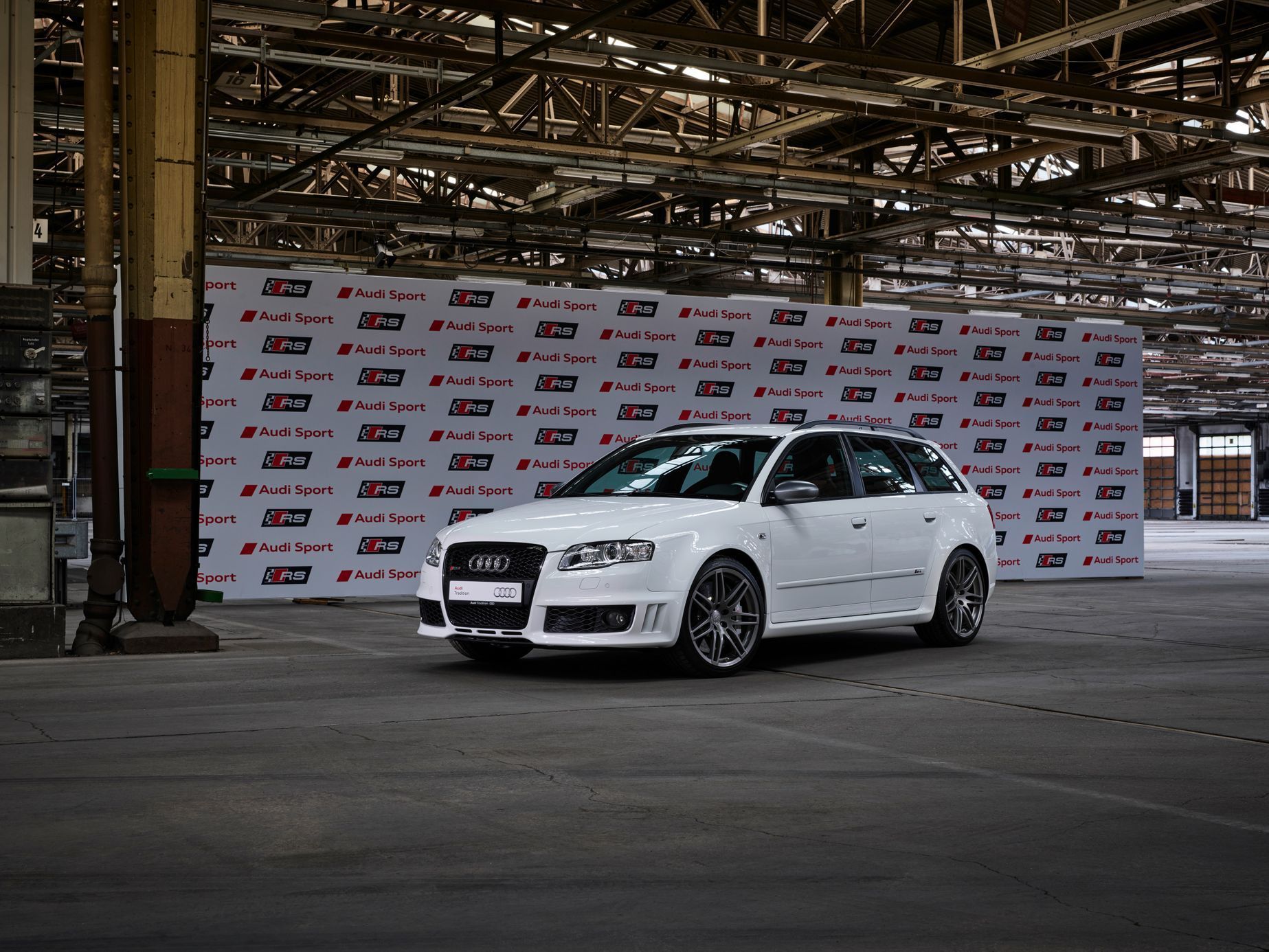 Audi RS4 B7