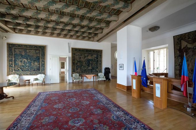 Černínský palác, sídlo Ministerstva zahraničních věcí.