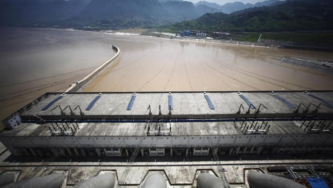 Foto: Obří čínská přehrada Tři soutěsky ničí vše kolem