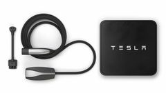 Tesla dobíjecí kabel USA