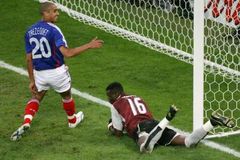 Francii spasily dva góly v síti Toga