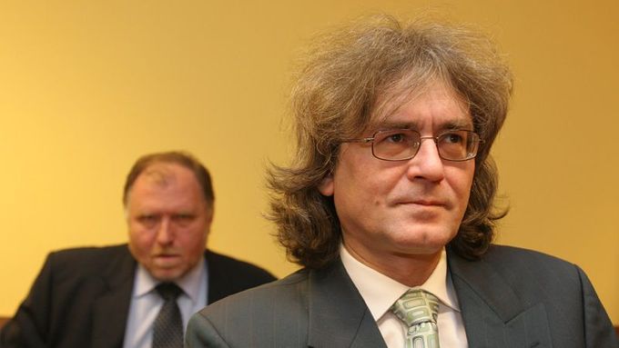 Bohumil Kulínský and his lawyer Tomáš Sokol who believes touching a girl´s breast over a T-shirt is no sexual abuse