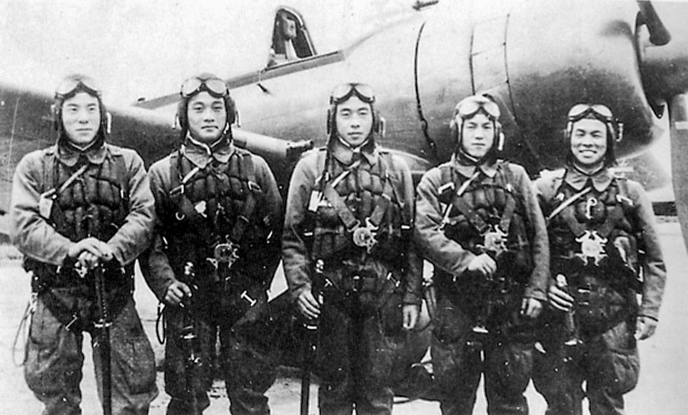 Kamikadze, pilot, piloti, sebevražedný oddíl, válka, Japonsko, historie, Zahraničí