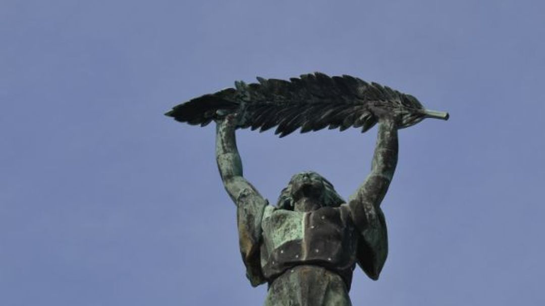 Cestuj levně: Budapešť. Guláš, bary a lázně