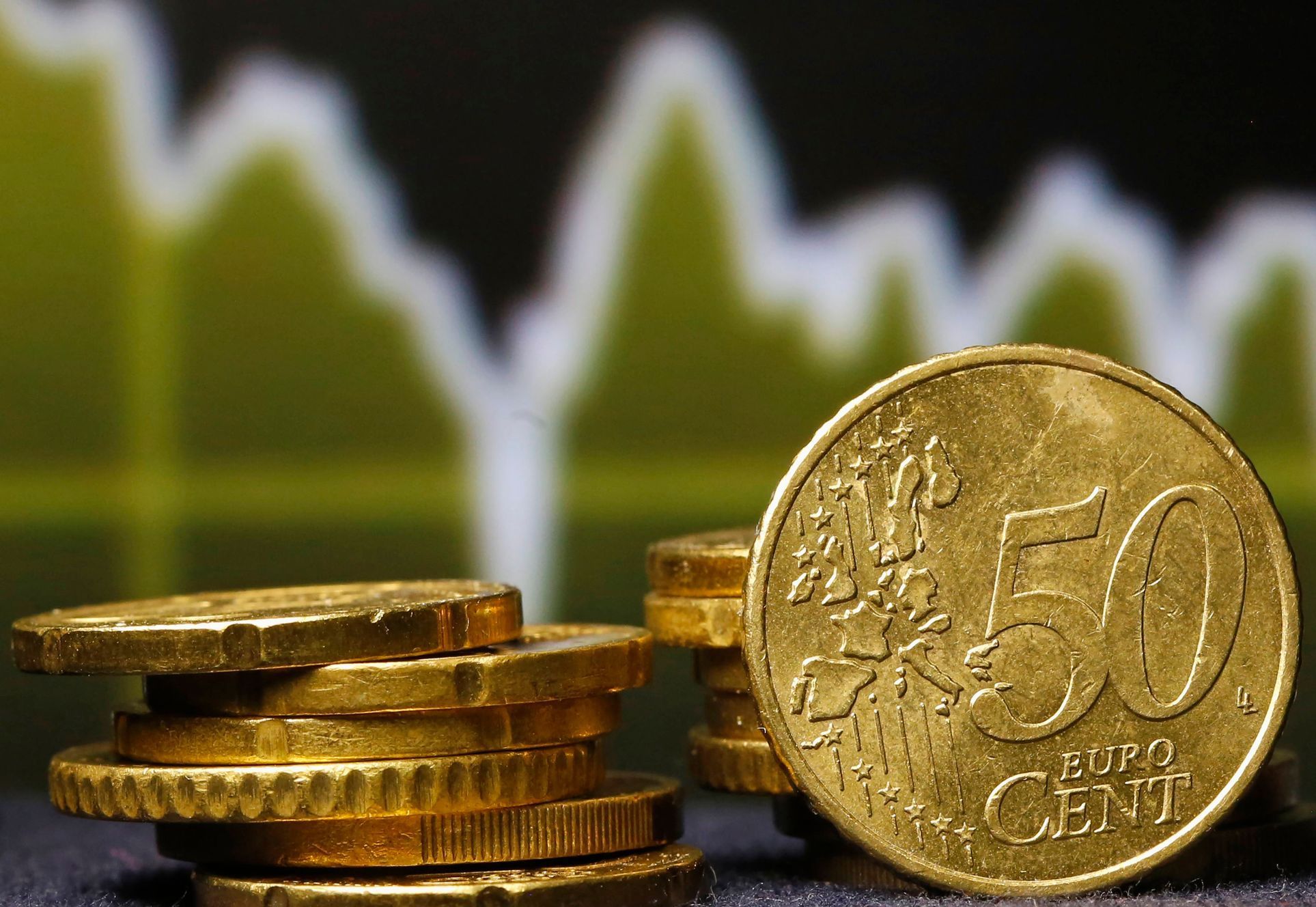 Euro eurozóna měna finanční trh mince cent
