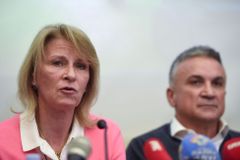 Djokovič je mentální obr, slaví rodina. Konferenci ale po nepříjemném dotazu uťala