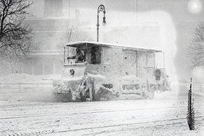 Monstrózní zimy minulosti. Unikátní fotky ukazují až 150 let staré mrazy a sníh